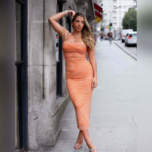 NWT ZARA STRAPLESS FLORALβDRESS Orange - Picture 6 of 16